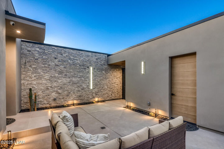 Property Photo: 2310 Anchor Way AZ 86406