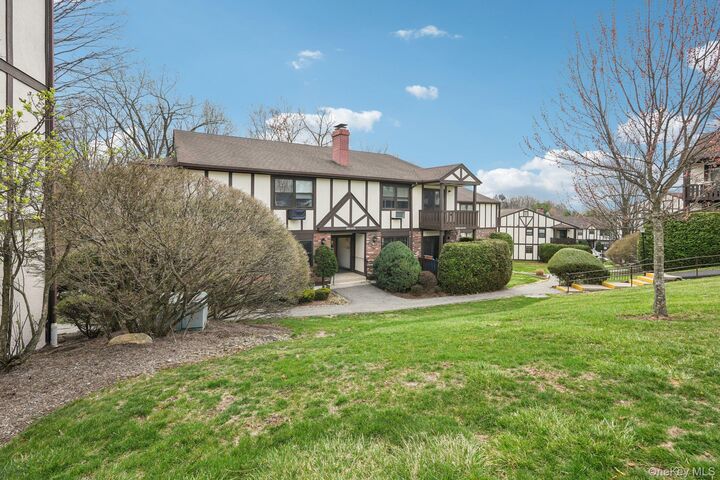 Property Photo:  668 Sierra Vista Lane  NY 10989 