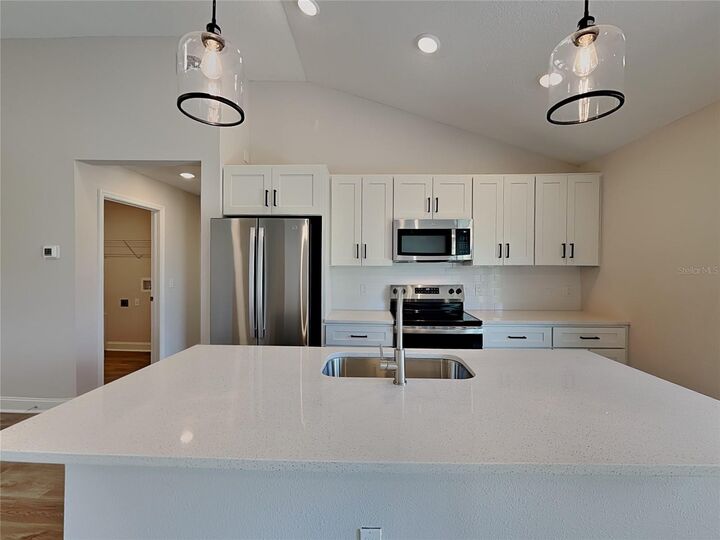 Property Photo:  8126 Chesebro Avenue  FL 34287 