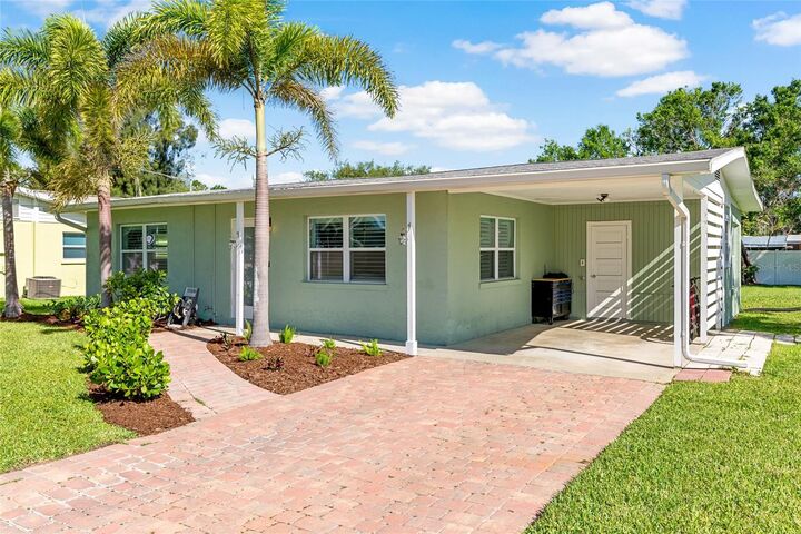 Property Photo:  1816 7th Street W  FL 34221 
