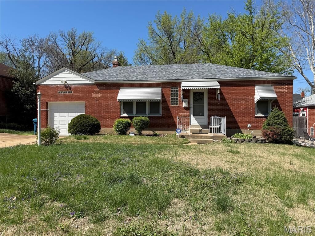 Property Photo: 8805 Greenbrook Drive MO 63136