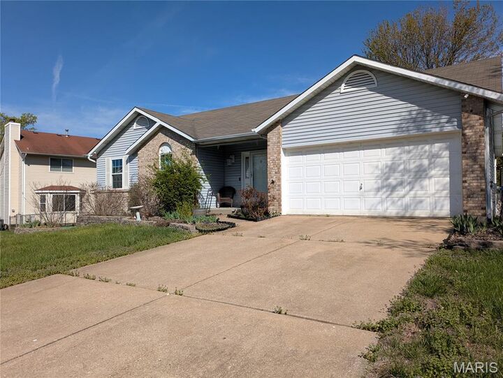 Property Photo:  1208 Colby Drive  MO 63376 