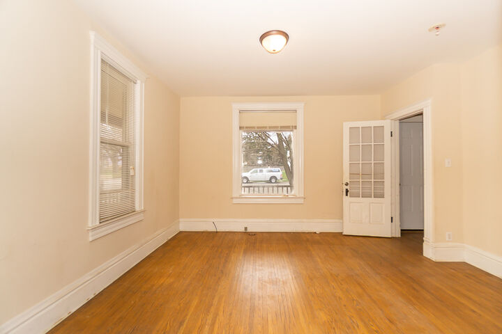 Property Photo:  253 McClure Avenue  IL 60123 