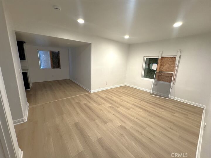Property Photo:  523 W 102nd Street  CA 90044 