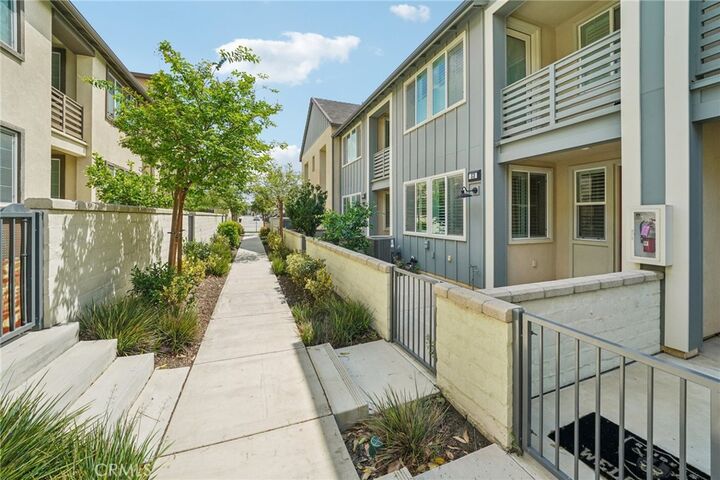 Property Photo:  3905 S Oasis Paseo 53  CA 91761 
