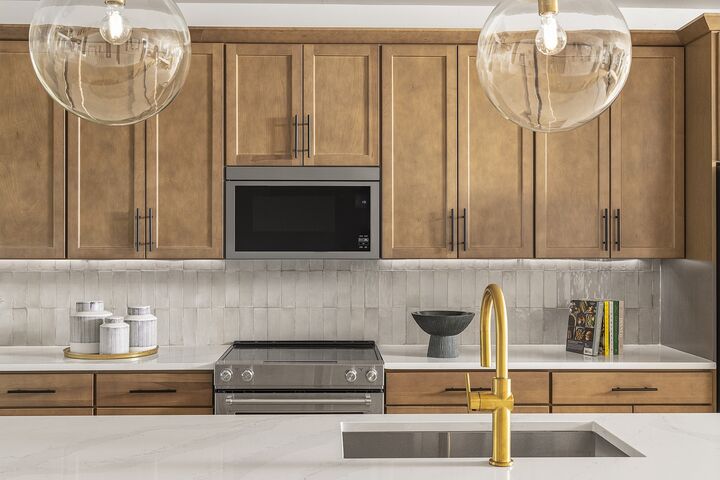 Property Photo:  124 Zola Aly  TN 37209 