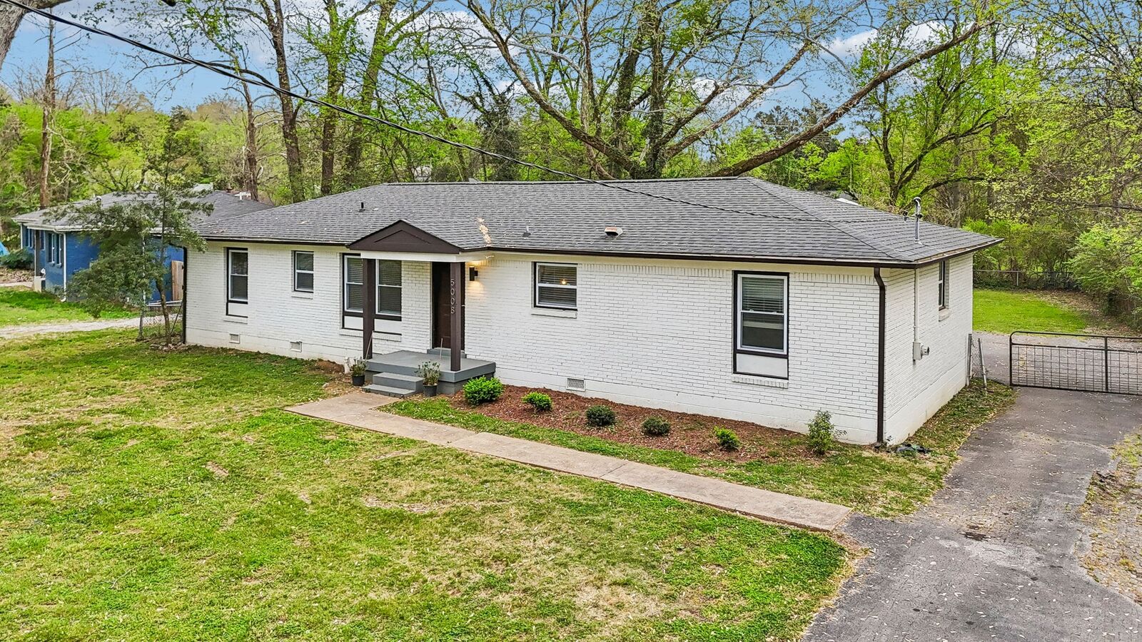 Property Photo:  5008 Suter Dr  TN 37211 