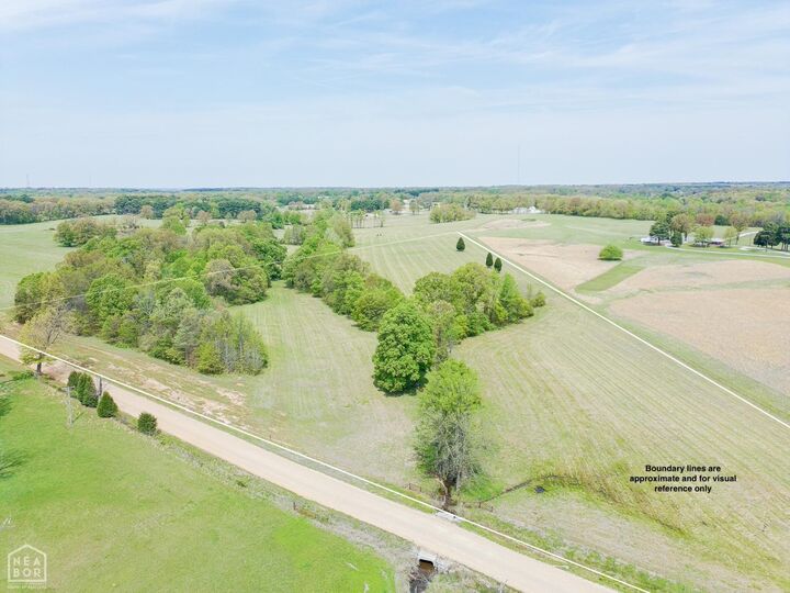 Property Photo:  279 County Road 342  AR 72401 