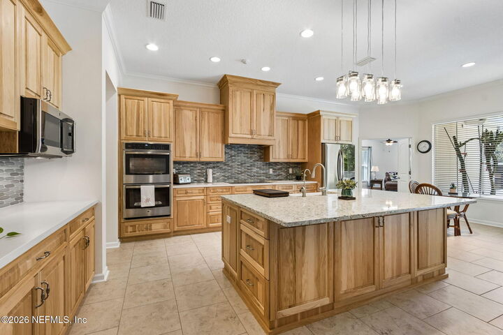 Property Photo:  97235 Morgans Way  FL 32097 