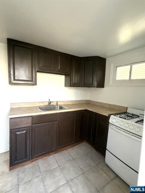 Property Photo:  185 Hudson Street 1  NJ 07601 