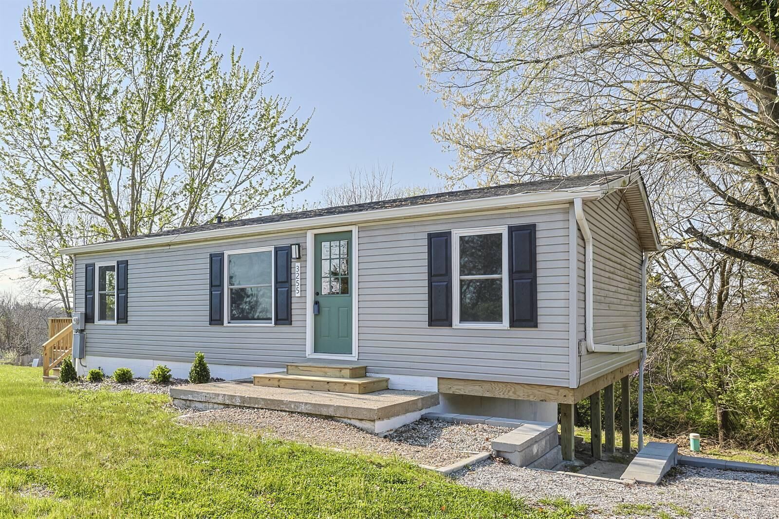 Property Photo: 3255 Humes Ridge Road KY 41097