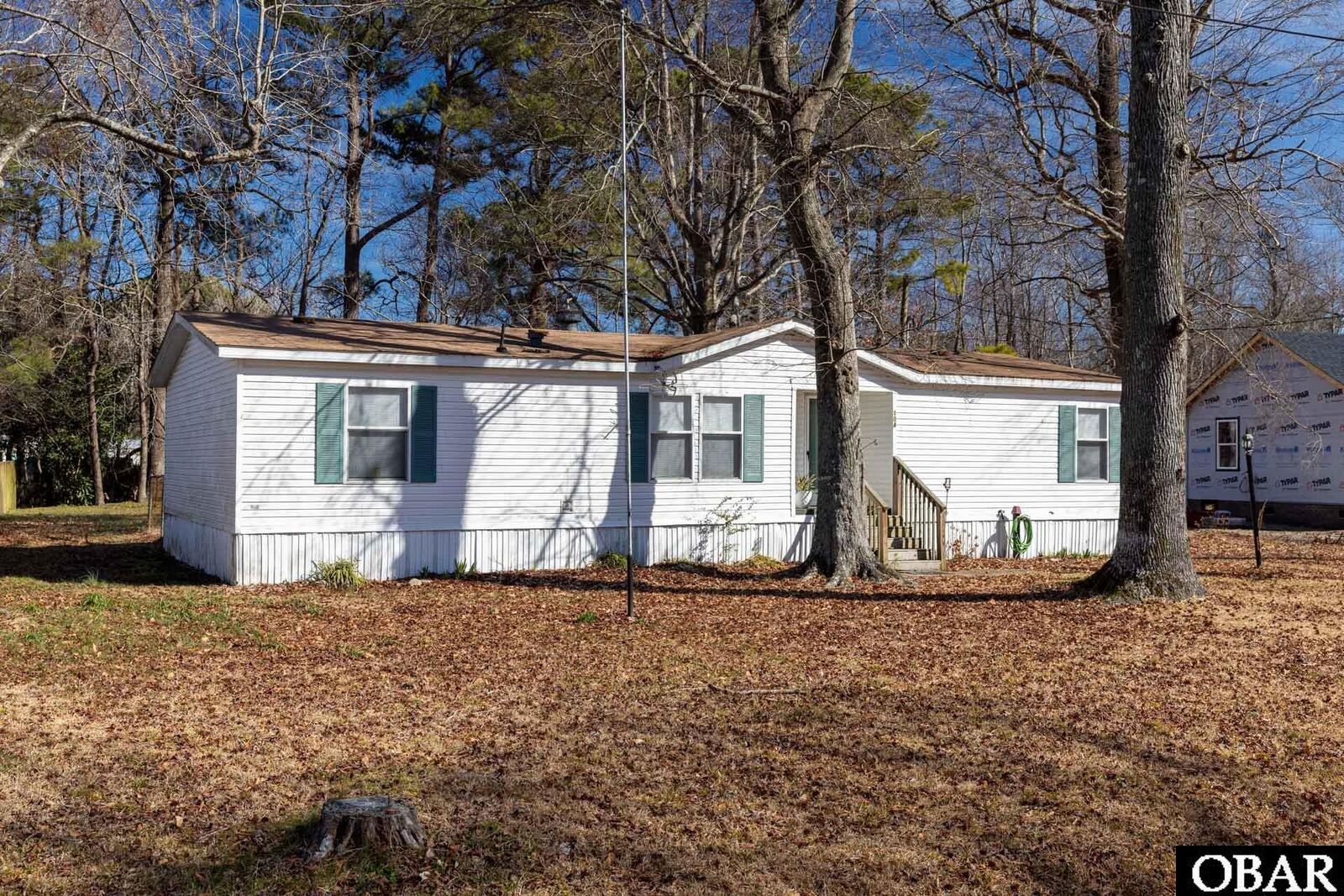 Property Photo:  104 Holly Drive  NC 27958 