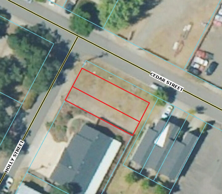 Property Photo: Cedar Street OR 97539