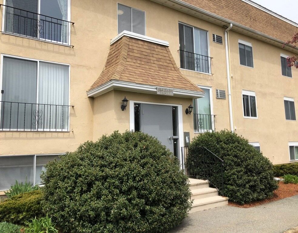 Property Photo: 226 Swanson Rd 622 MA 01719