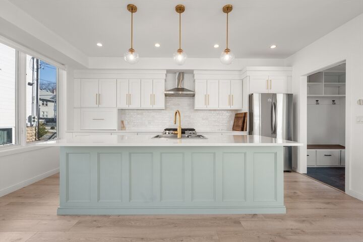 Property Photo:  41 Paul St 2  MA 02472 