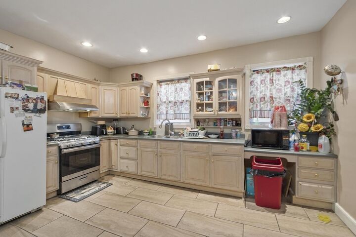Property Photo: 51 High Rock St MA 01902