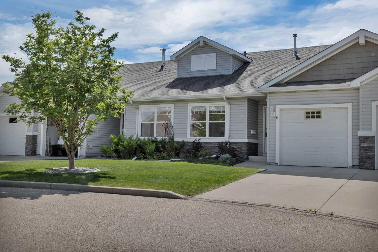 Property Photo: 6 Jenkins Drive AB T4P 3X1