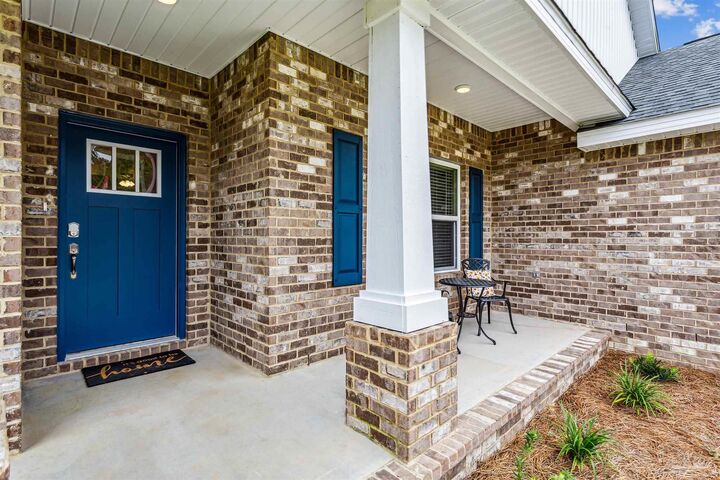Property Photo:  7601 Hatteras Dr  FL 32566 
