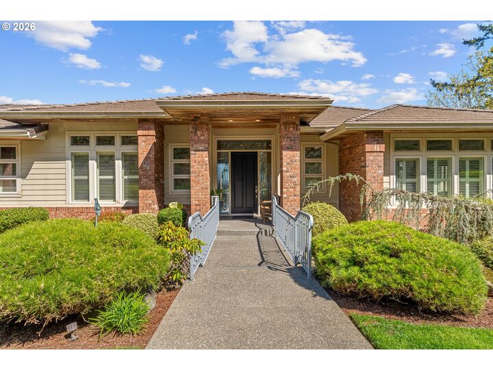Property Photo:  57 Hidalgo St  OR 97035 
