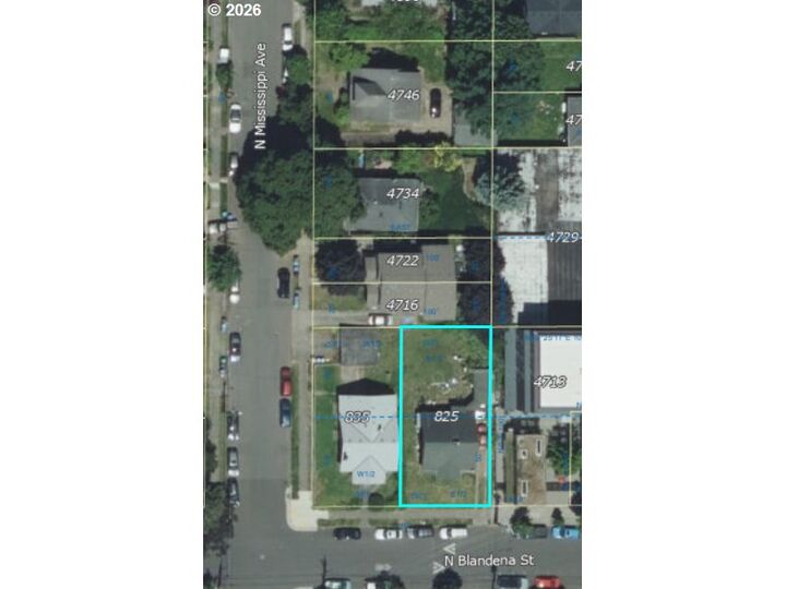 Property Photo:  825 N Blandena St  OR 97217 