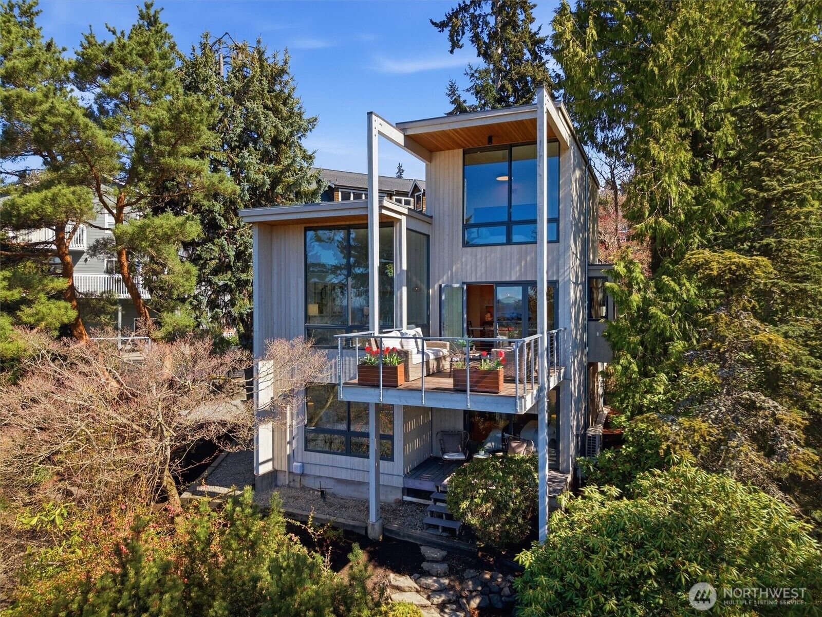 Property Photo: 8718 43rd Place SW WA 98136