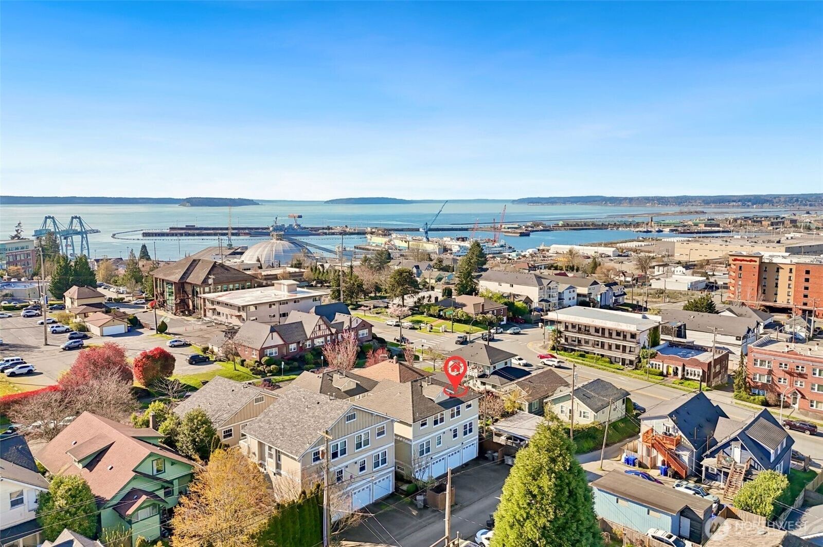 Property Photo: 3111 Norton Avenue C WA 98201