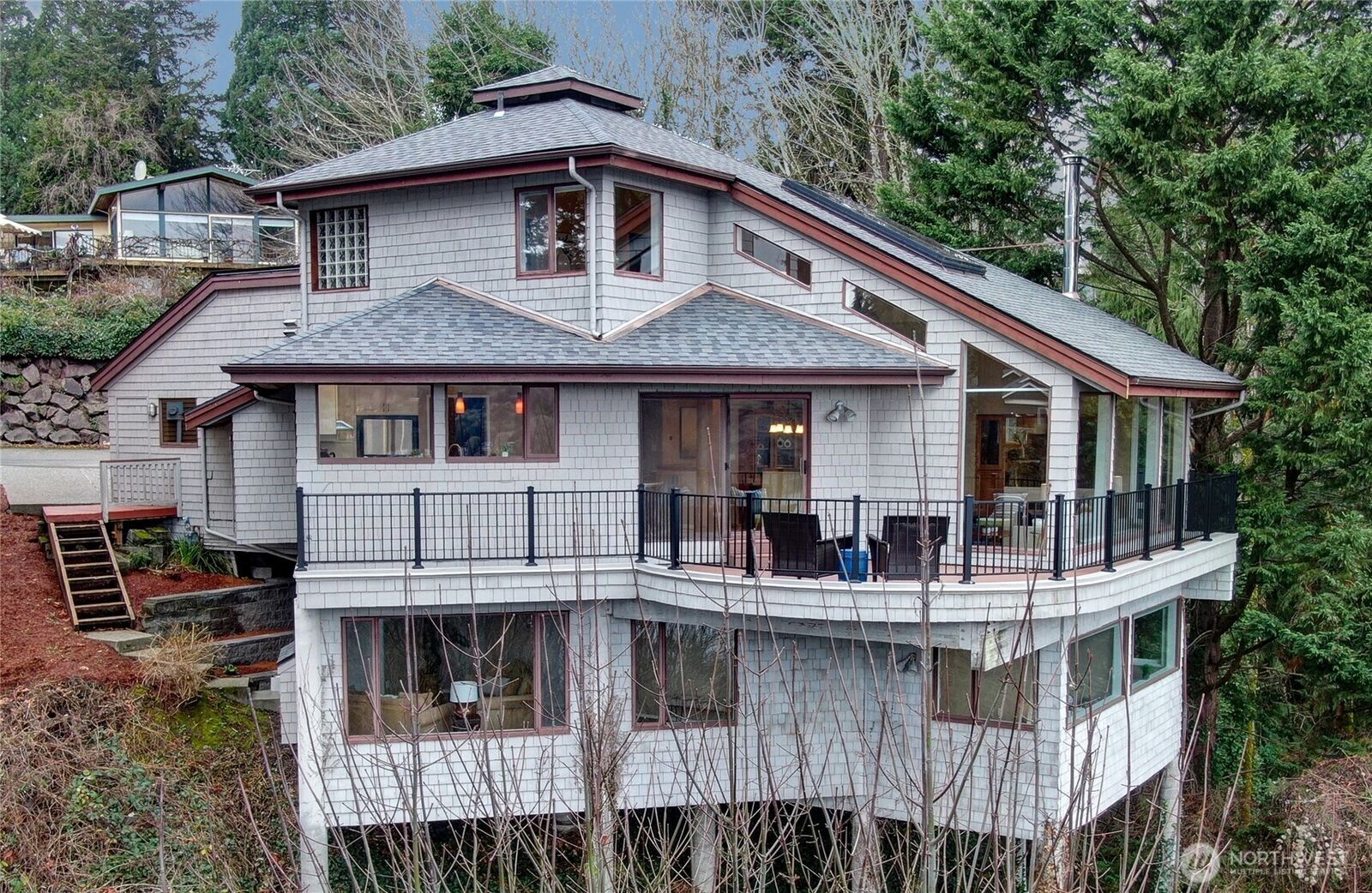 Property Photo:  13542  40th Avenue NE  WA 98125 