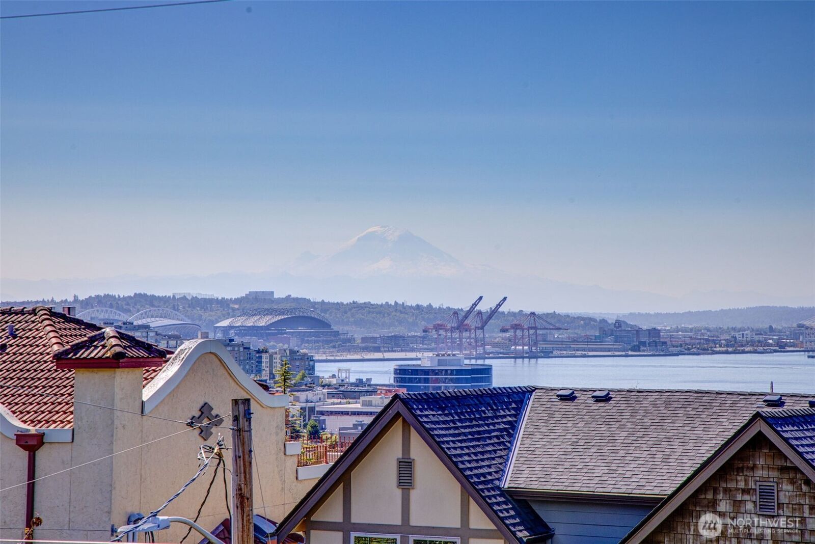 Property Photo: 500 W Olympic Place 301 WA 98119