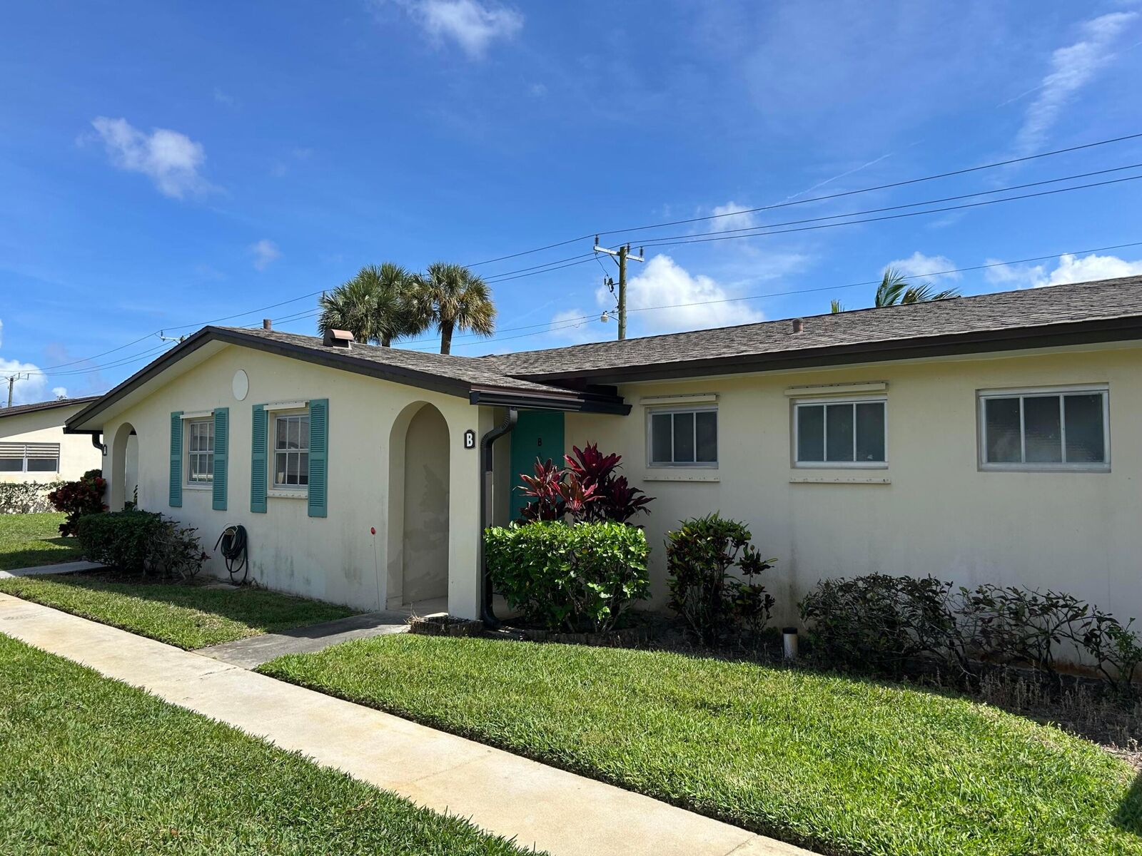 Property Photo: 2971 W Ashley Dr Drive W B FL 33415