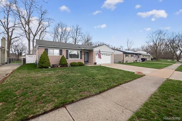 Property Photo:  25046 Chestnut Street  MI 48180 