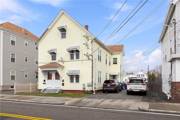 Property Photo:  400 Benefit Street  RI 02903 