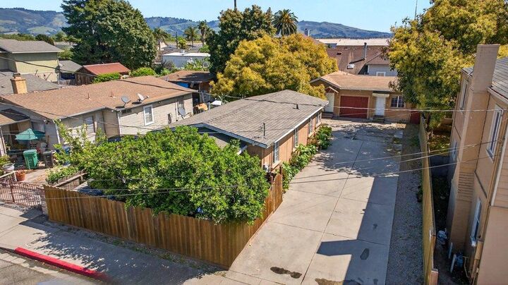 Property Photo: 20 Gonda Street CA 95076