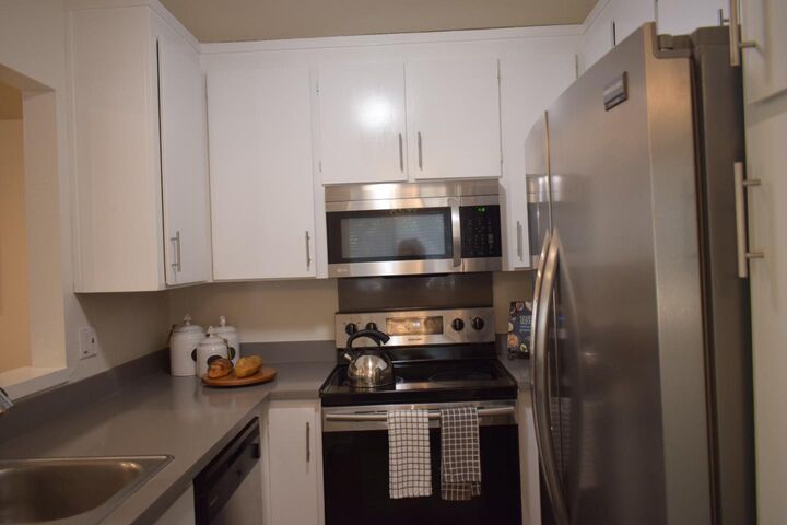 Property Photo:  1435 Alma Loop  CA 95125 