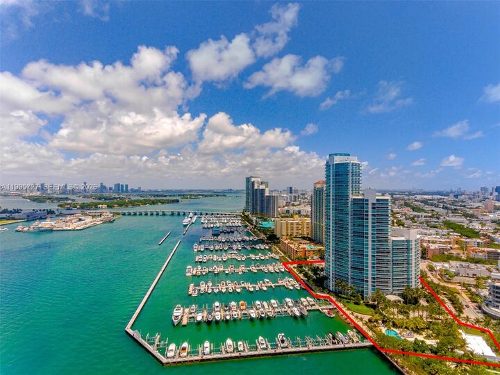 Property Photo:  1000 S Pointe Dr 906  FL 33139 