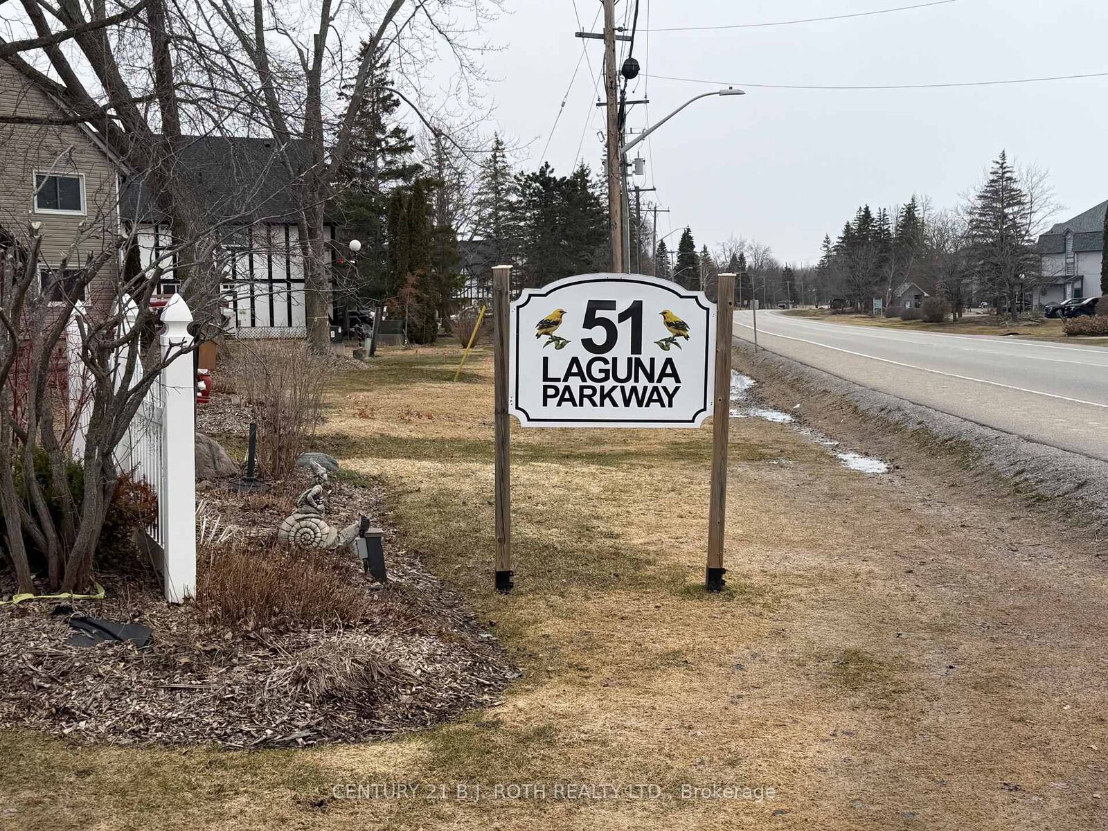 Property Photo:  51 Laguna Parkway 16  ON L0K 1B0 