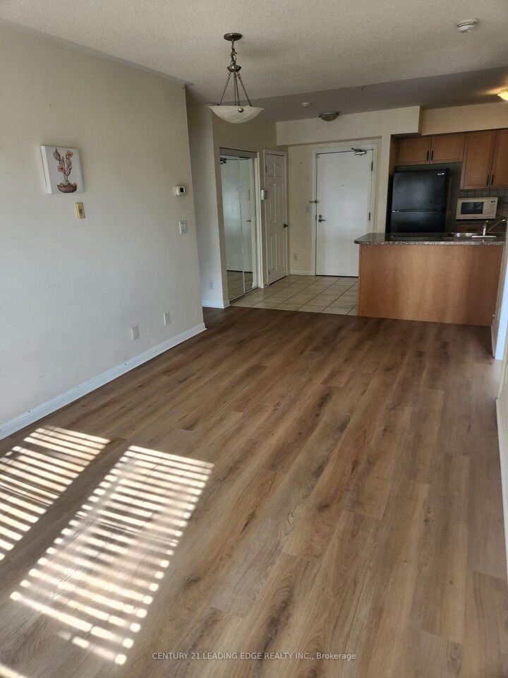 Property Photo: 60 Mendelssohn Street 312 ON M1L 0G9