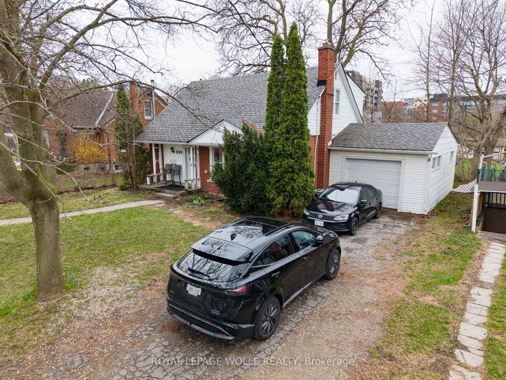Property Photo: 289 Albert Street ON N2L 3T9