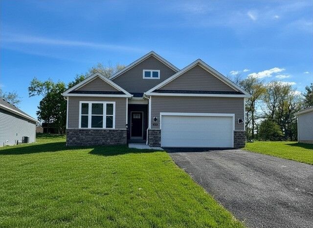 Property Photo: 371 Gleneagles Drive PA 16001