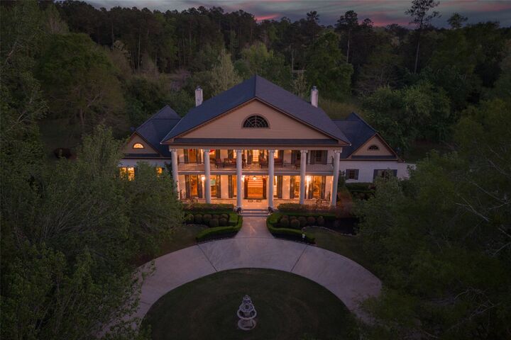 Property Photo:  1815 Fm 82  TX 75956 