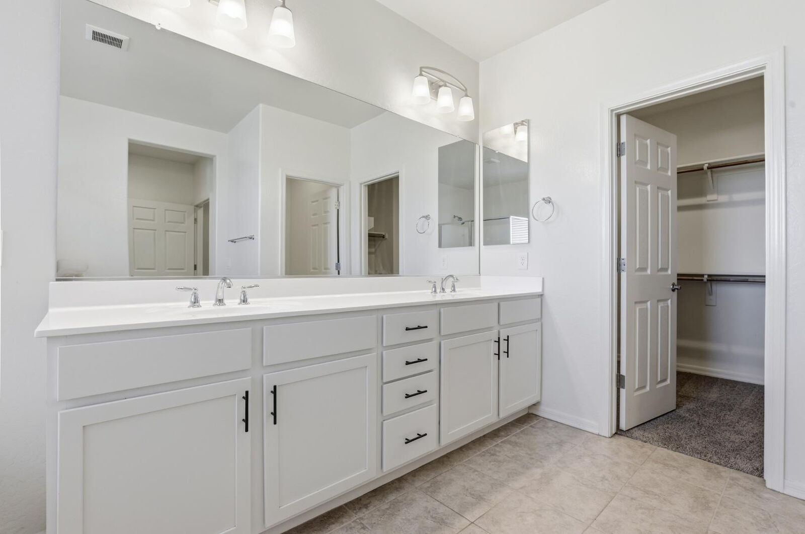 Property Photo:  2263 S Henry Lane  AZ 85295 