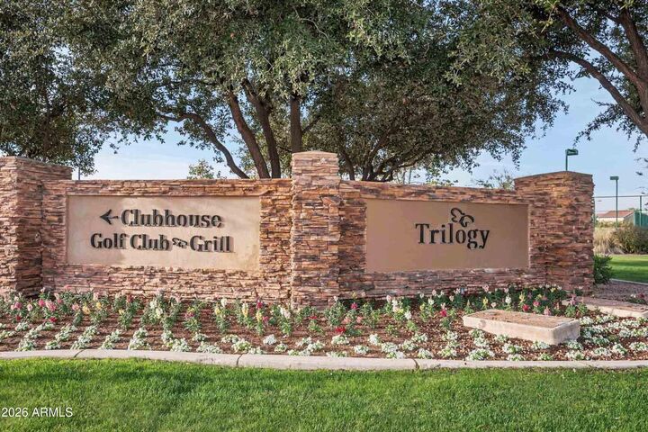 Property Photo:  4735 E Sourwood Drive  AZ 85298 