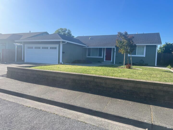 Property Photo:  1066 Santa Clara Lane  CA 94954 