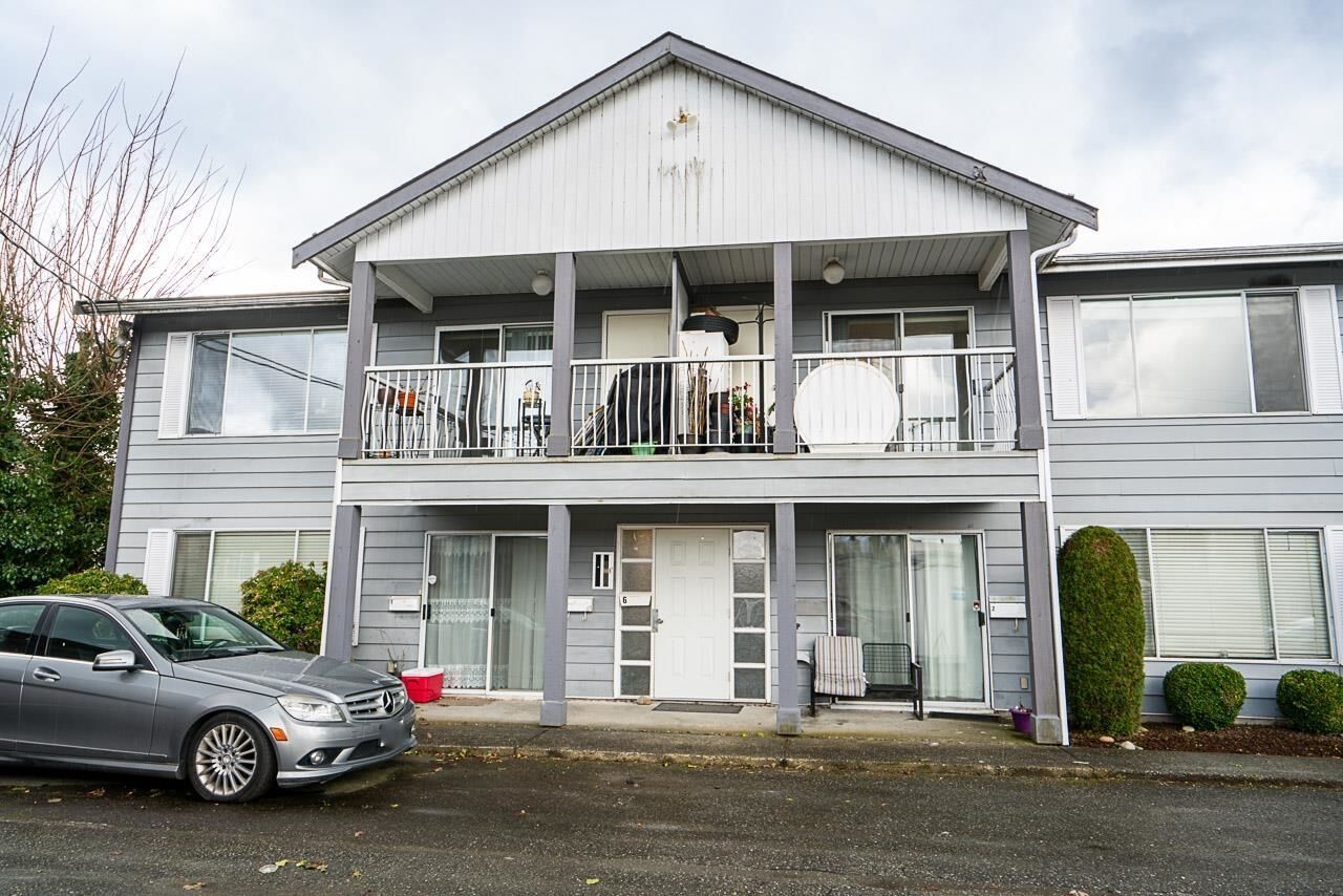 Property Photo:  46260 Harford Street 6  BC V2P 2W3 