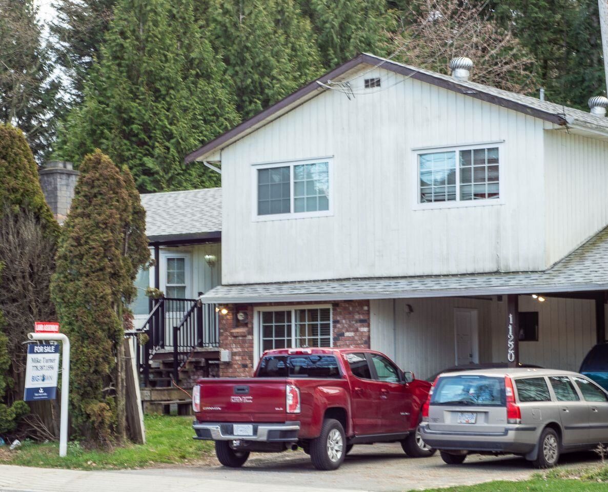 Property Photo: 11220 72 Avenue BC V4E 1Y5