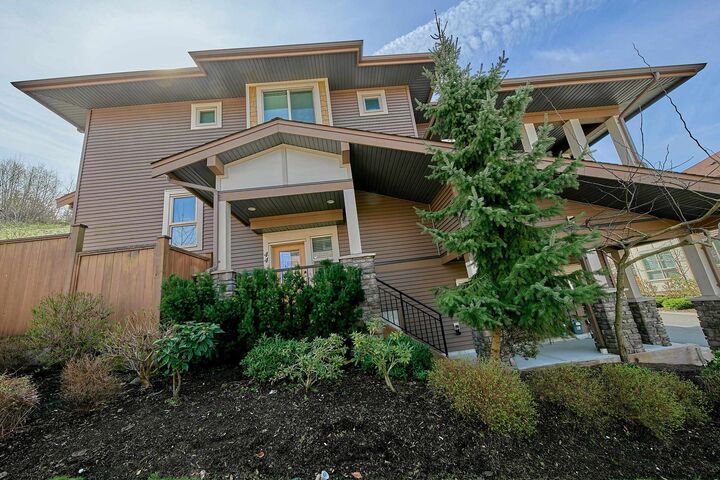 Property Photo: 10480 248 Street 44 BC V2W 0J4