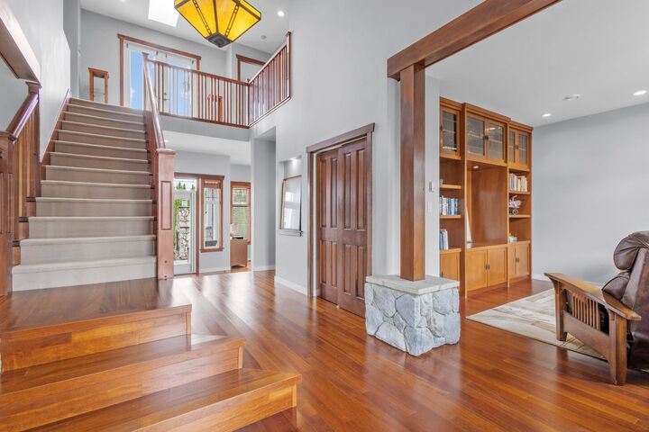 Property Photo: 186 Macdonald Avenue BC V5C 4M5