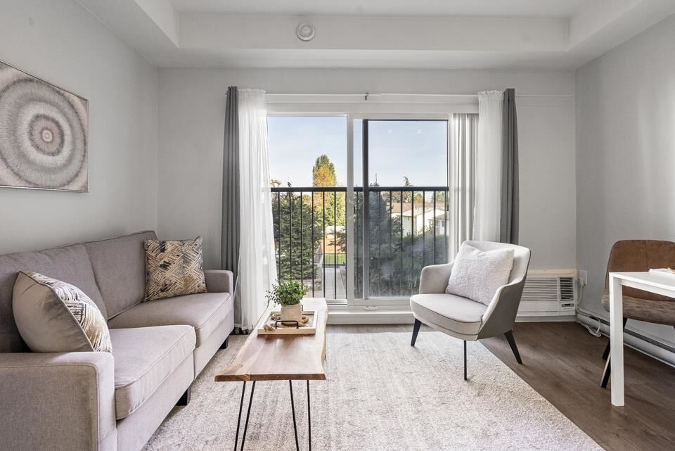 Property Photo: 20175 53 Avenue 213 BC V3A 0J8