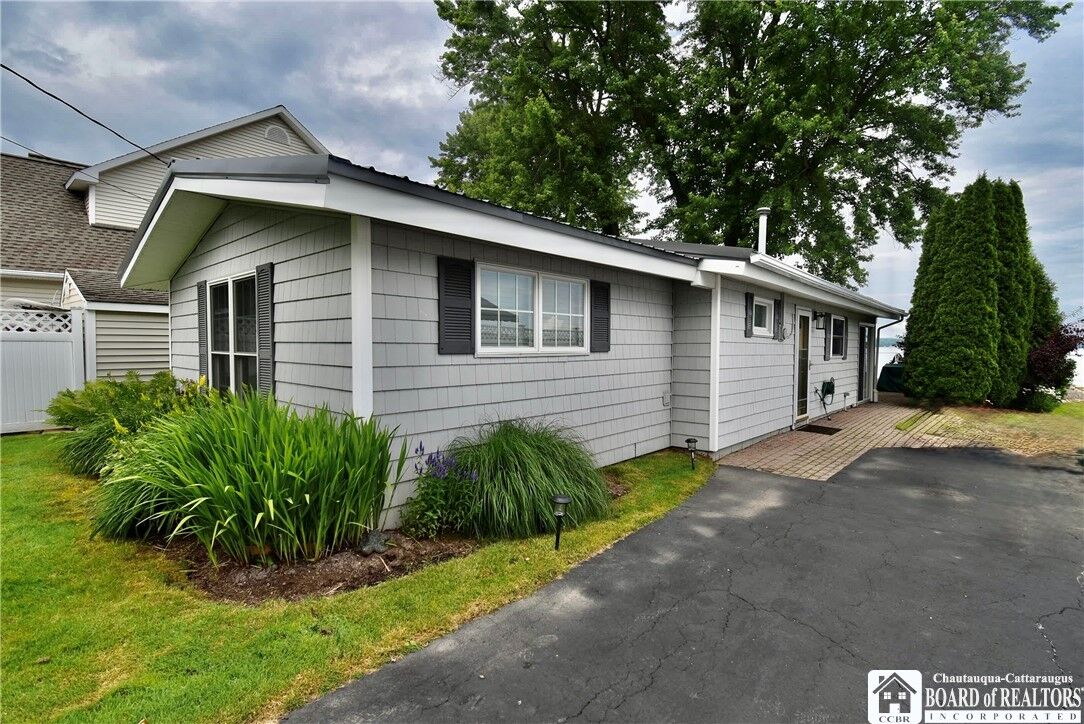 Property Photo:  2420 Lakeside Drive  NY 14710 