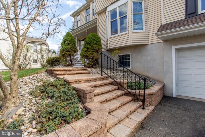 Property Photo:  17 Cottage Street  NJ 08530 