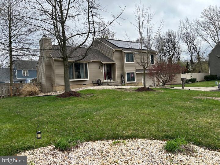 Property Photo:  14 Snowball Court  NJ 08054 